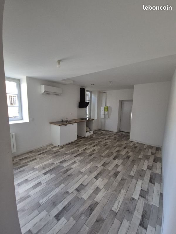 Appartement à louer, 63m², Gray