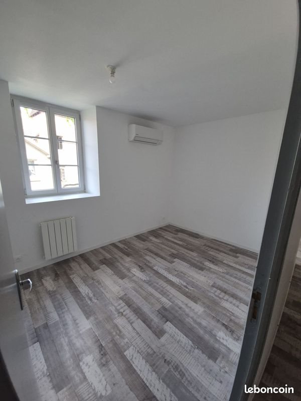 Appartement à louer, 63m², Gray