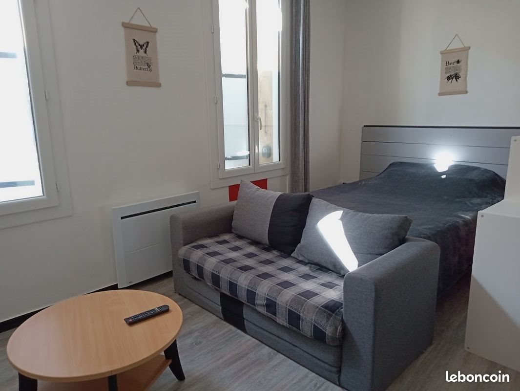 Appartement à louer, 25m², Rochefort