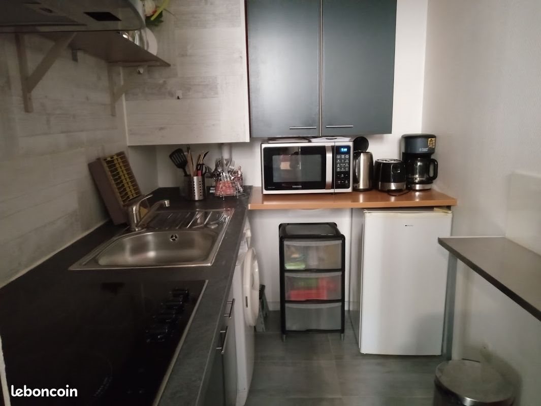 Appartement à louer, 25m², Rochefort