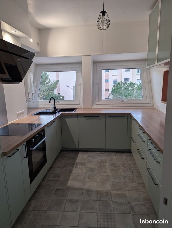 Appartement à louer, 94m², Béziers