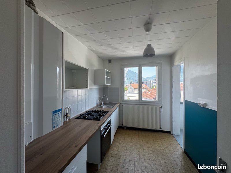 Appartement à louer, 41m², Fontaine