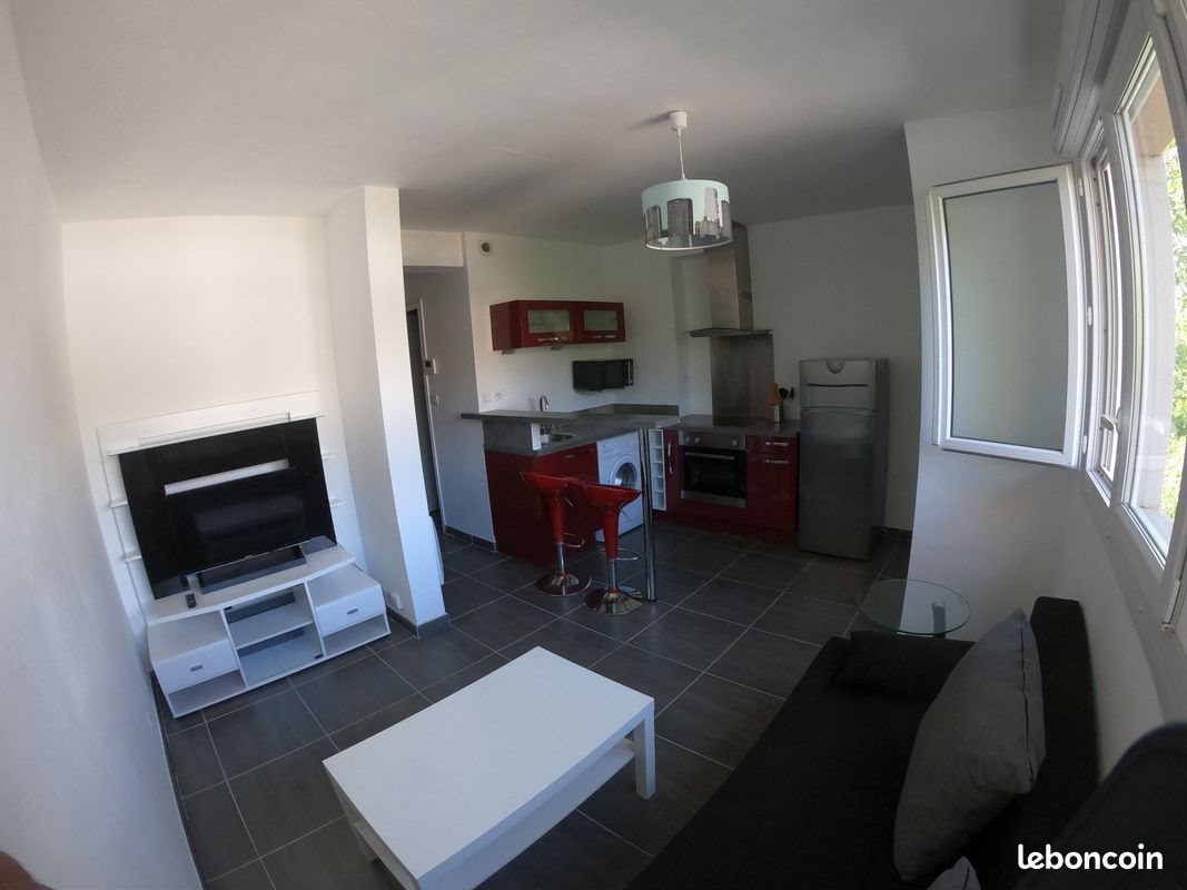 Appartement à louer, 24m², Marseille 9ème
