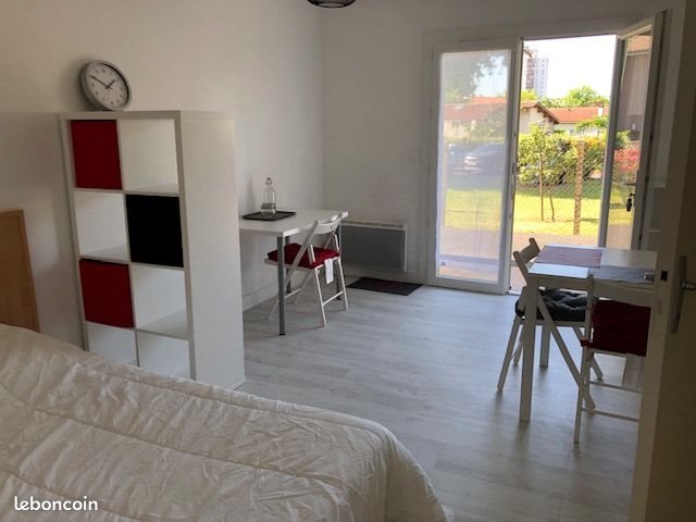 Appartement à louer, 22m², Talence