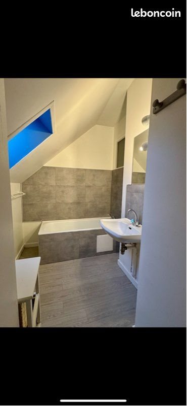 Appartement à louer, 28m², Dole