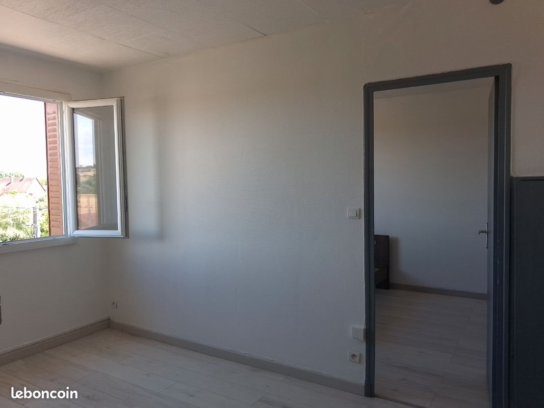 Appartement à louer, 42m², Digoin