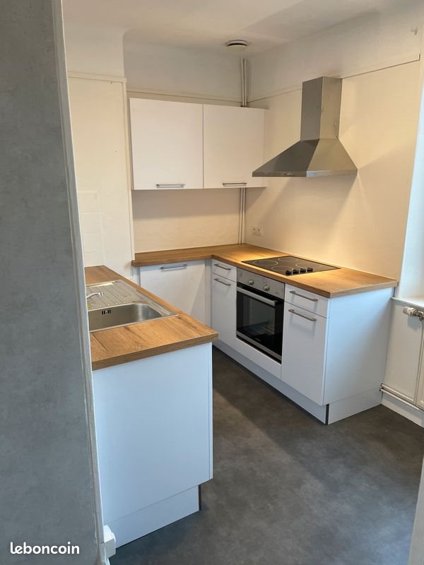 Appartement à louer, 75m², Givet