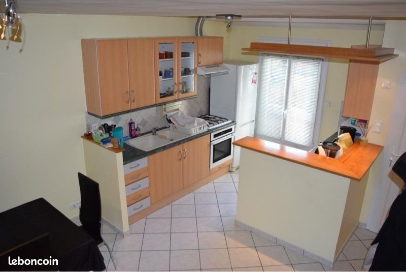 Maison à louer, 64m², Trémentines