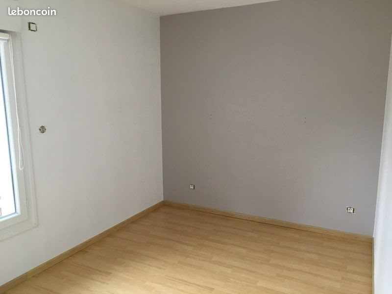 Maison à louer, 64m², Trémentines