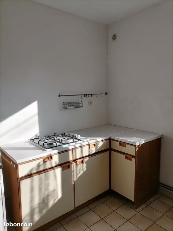 Appartement à louer, 57m², Cousolre