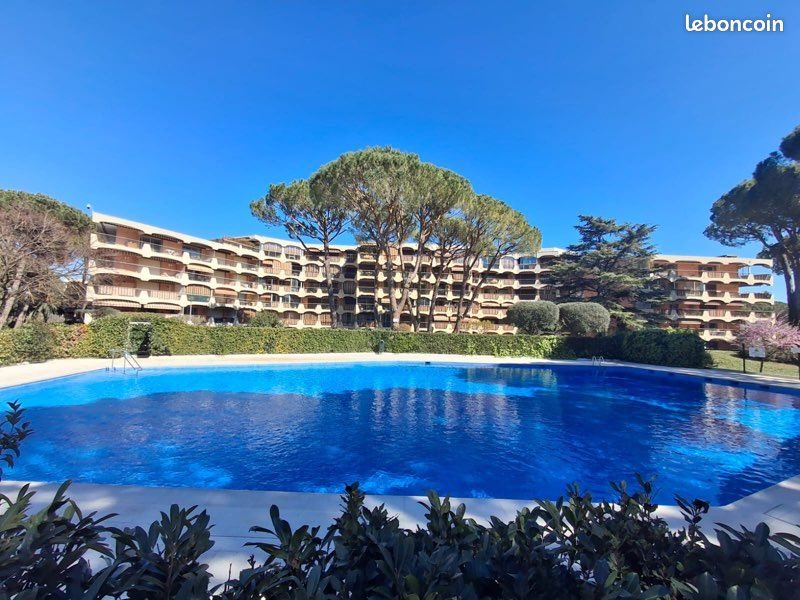 Appartement à louer, 45m², Mandelieu-la-Napoule