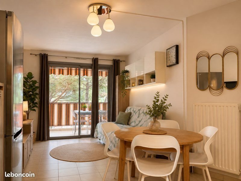 Appartement à louer, 45m², Mandelieu-la-Napoule
