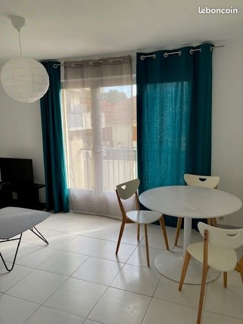 Appartement à louer, 53m², Hyères