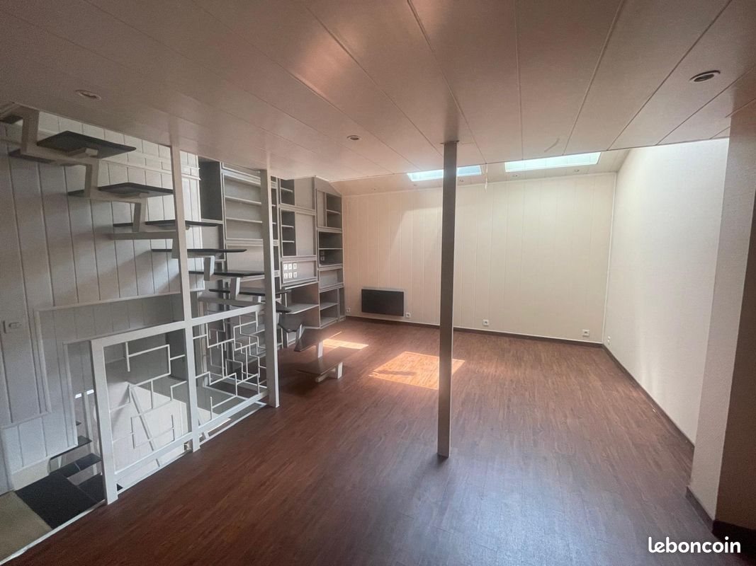 Appartement à louer, 74m², Ségny