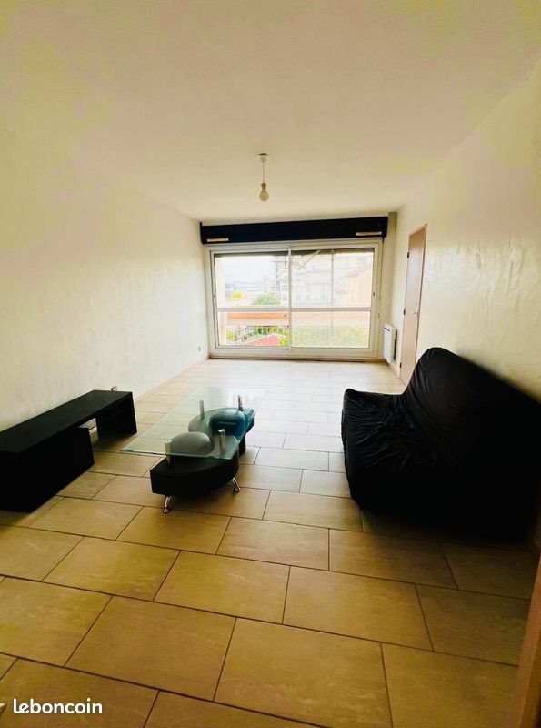 Appartement à louer, 80m², Lyon 8ème