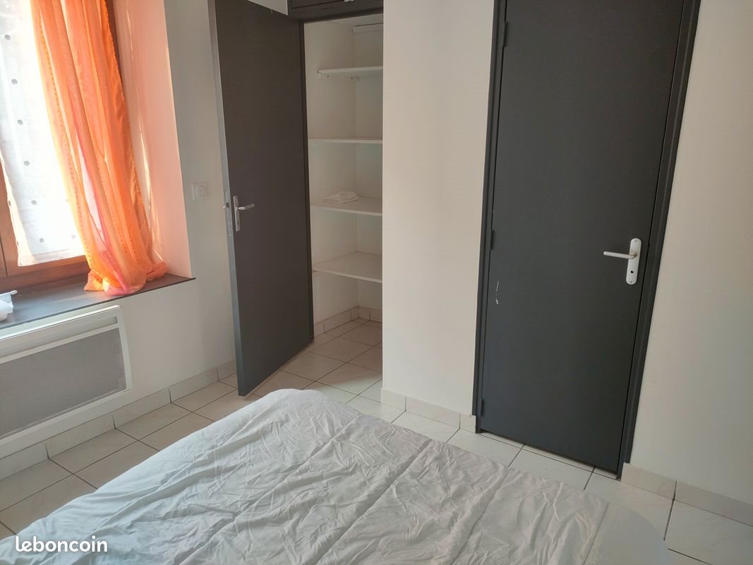 Appartement à louer, 28m², Decazeville