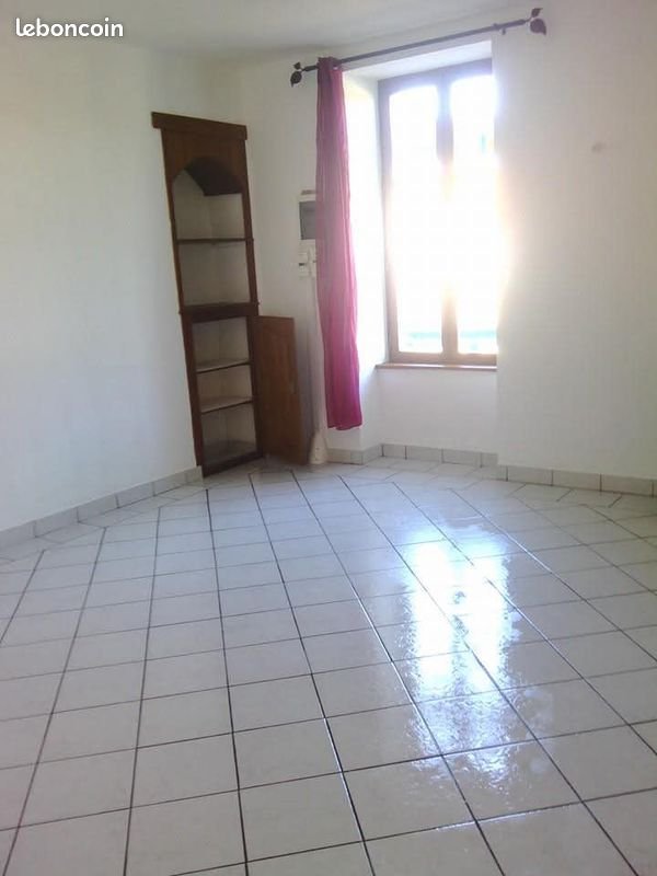 Appartement à louer, 65m², Commentry