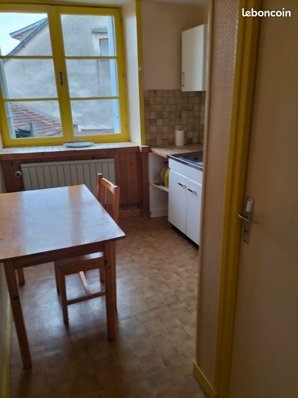 Appartement à louer, 25m², Poligny