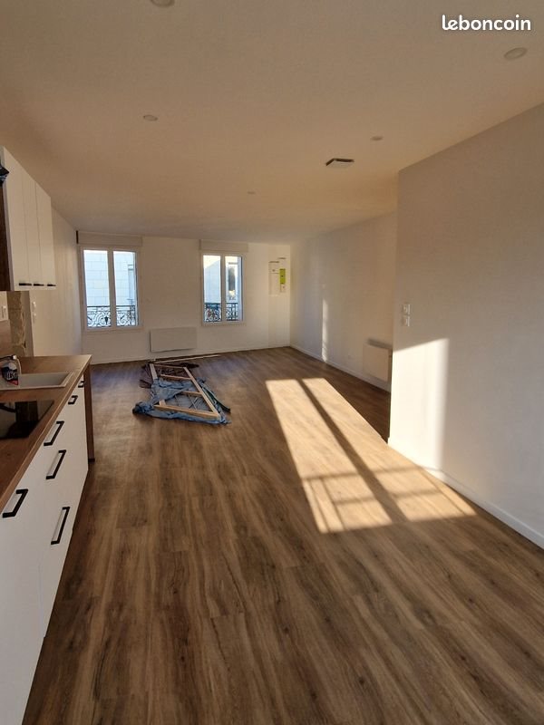 Maison à louer, 83m², Manthelan
