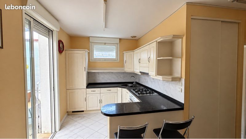 Maison à vendre, 47m², Laval