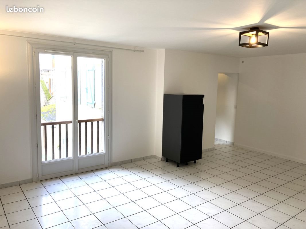 Appartement à louer, 53m², Nay