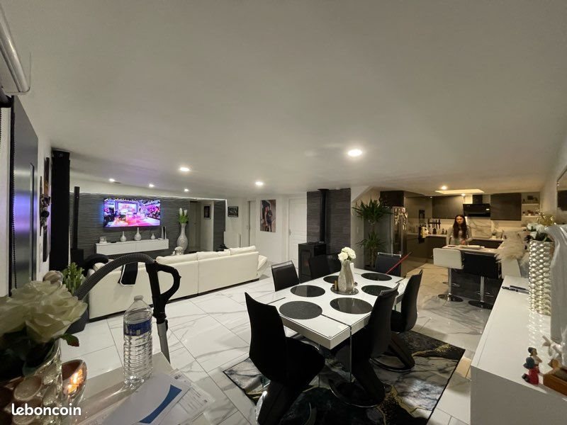 Maison à louer, 91m², Pringy