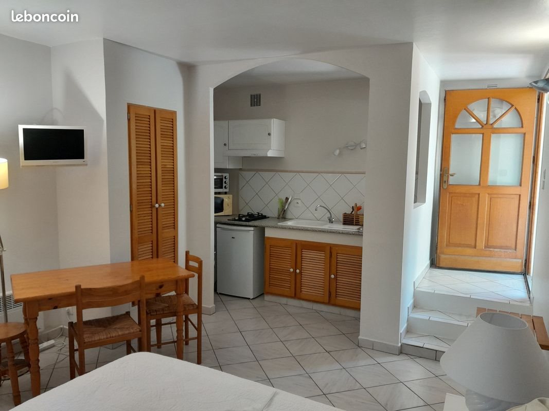 Appartement à louer, 22m², Hyères