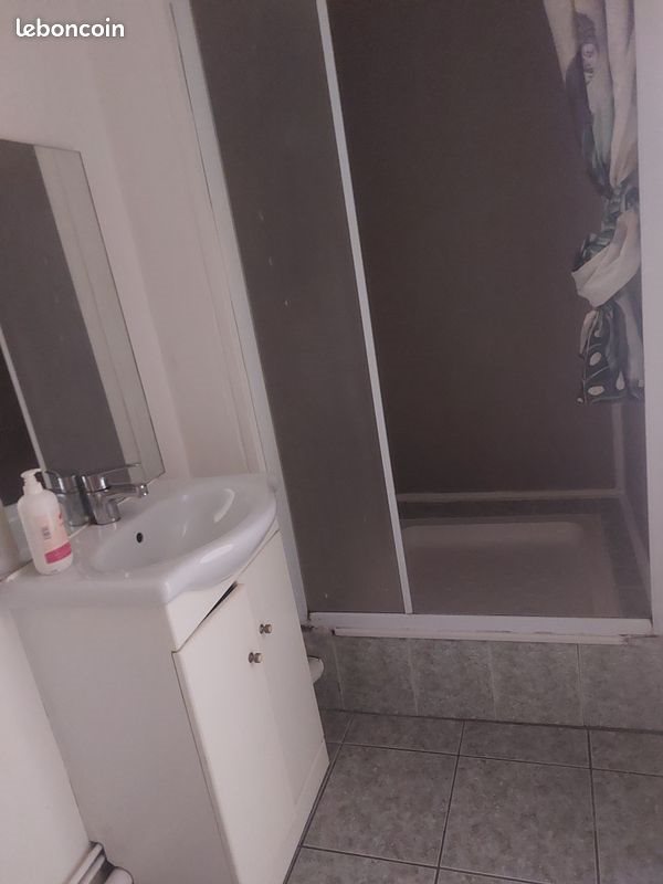 Appartement à louer, 28m², Alès