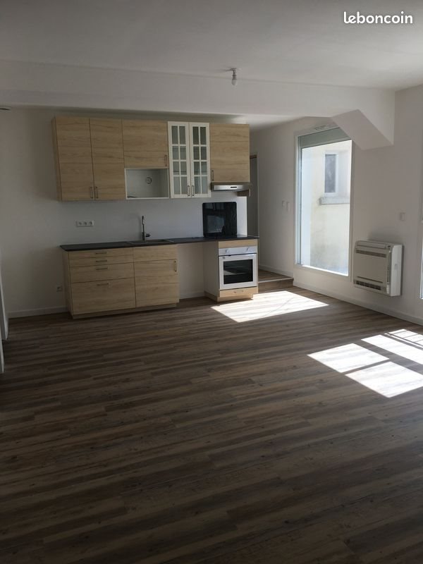 Appartement à louer, 78m², Lunel