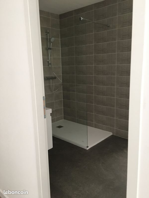 Appartement à louer, 78m², Lunel