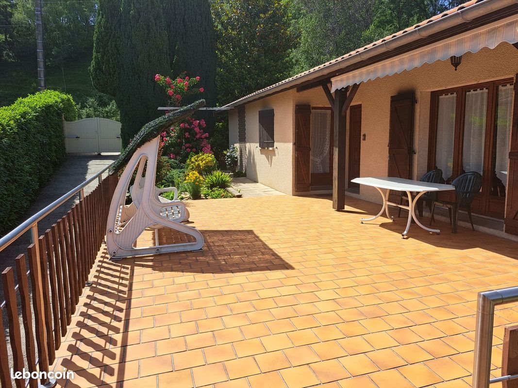 Maison à louer, 140m², Villieu-Loyes-Mollon