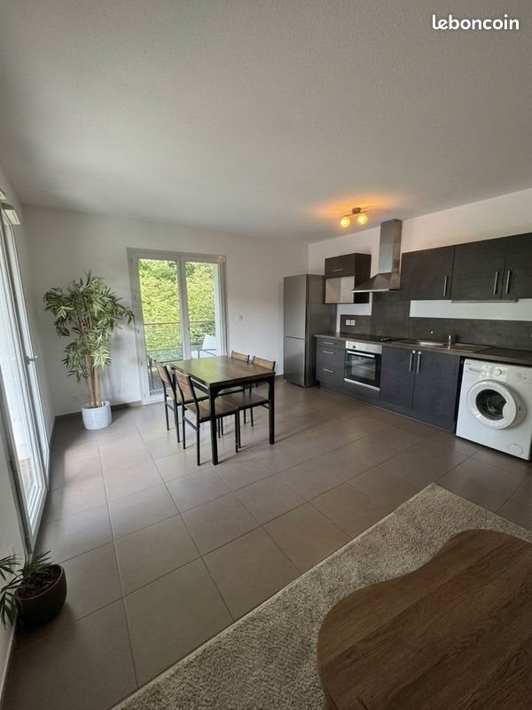 Appartement à louer, 58m², Neuvecelle