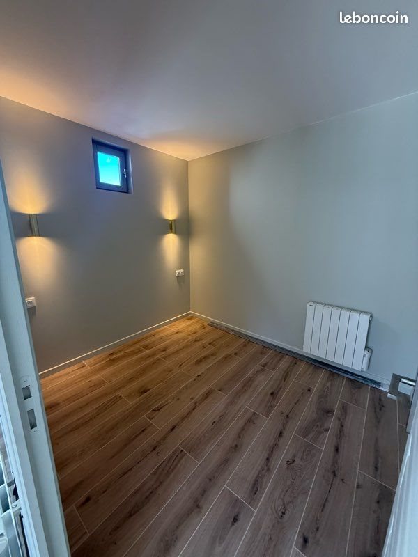 Maison à louer, 30m², Méré