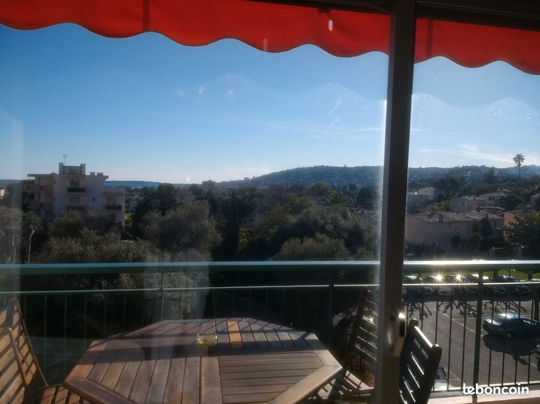 Appartement à louer, 75m², Antibes