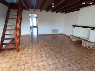 Maison à louer, 70m², Saint-Mars-du-Désert