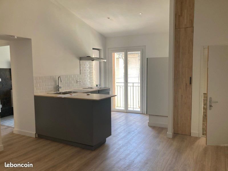 Appartement à louer, 49m², Bernis