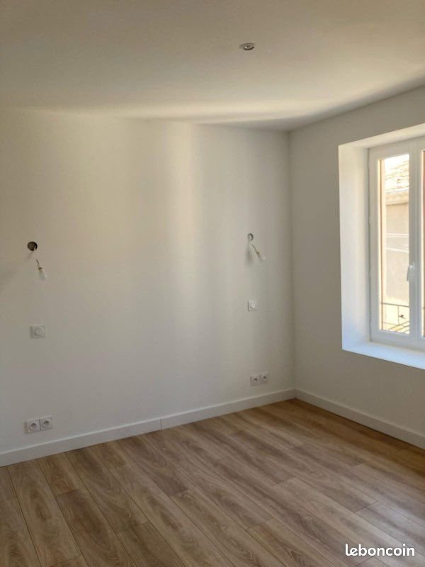 Appartement à louer, 49m², Bernis