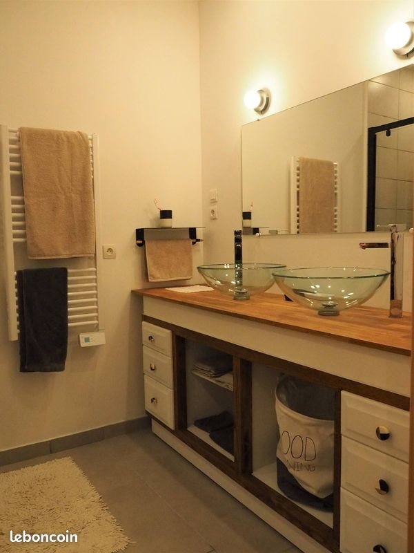 Appartement à louer, 60m², Nîmes