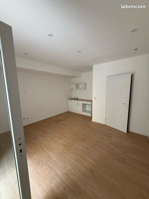 Appartement à louer, 25m², Bagnols-sur-Cèze