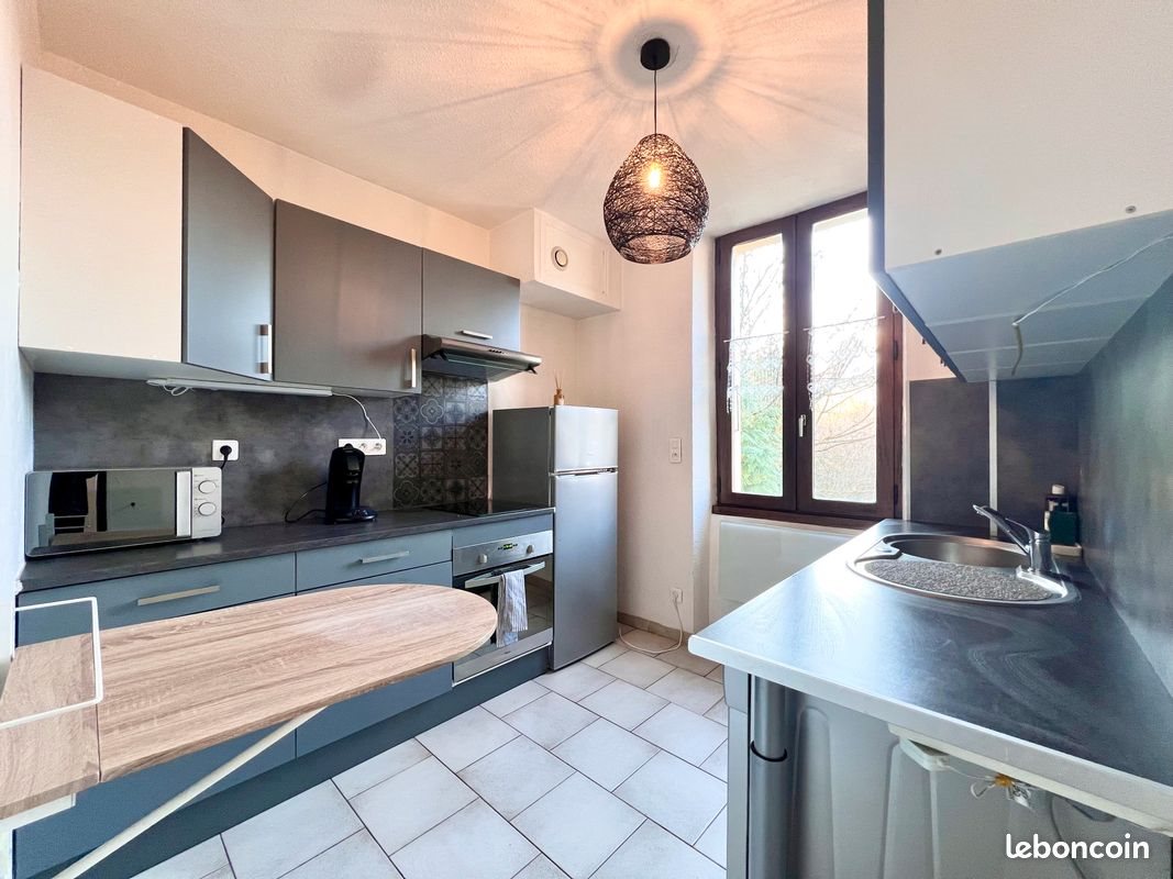 Appartement à louer, 40m², Cluses