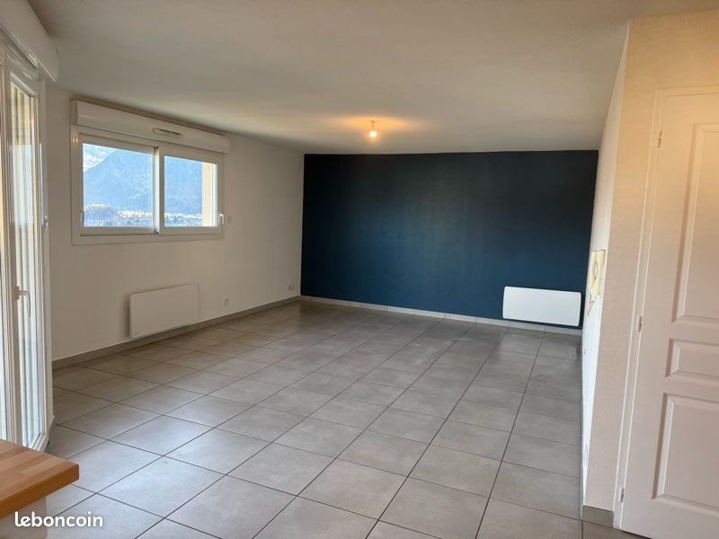 Appartement à louer, 65m², Scionzier