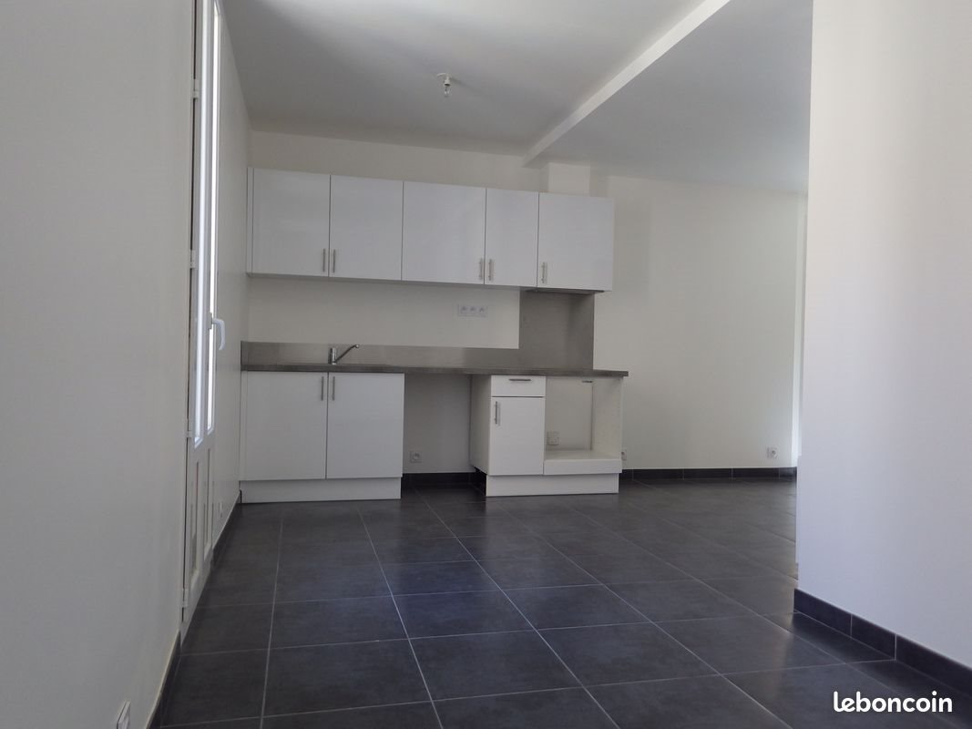 Appartement à louer, 40m², Port-Vendres