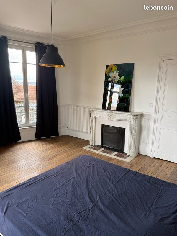 Appartement à louer, 85m², Sedan