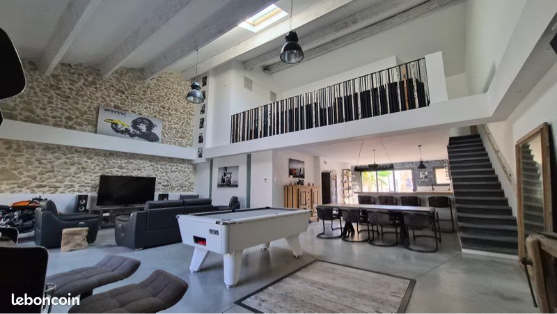 Maison à vendre, 240m², Saint-Geniès-de-Fontedit
