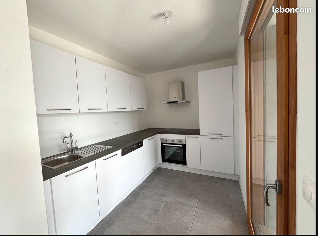 Appartement à louer, 70m², Ambilly