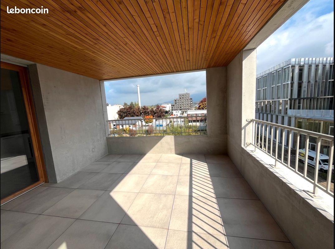 Appartement à louer, 70m², Ambilly
