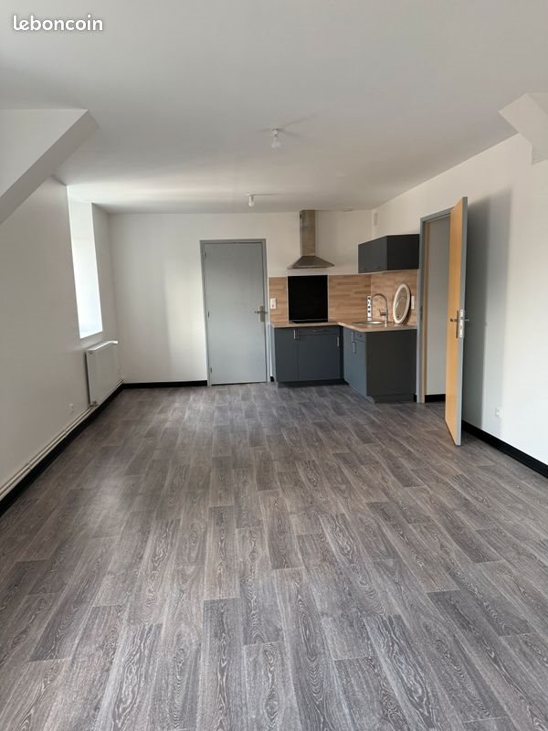 Appartement à louer, 68m², Donchery