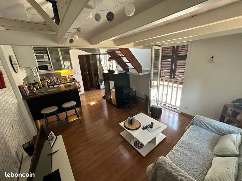 Appartement à louer, 23m², Pau