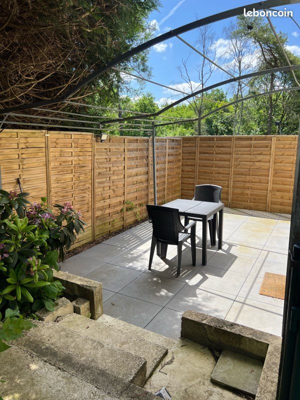 Appartement à louer, 45m², Selongey