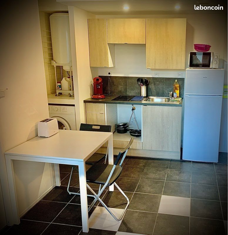 Appartement à louer, 26m², Bron